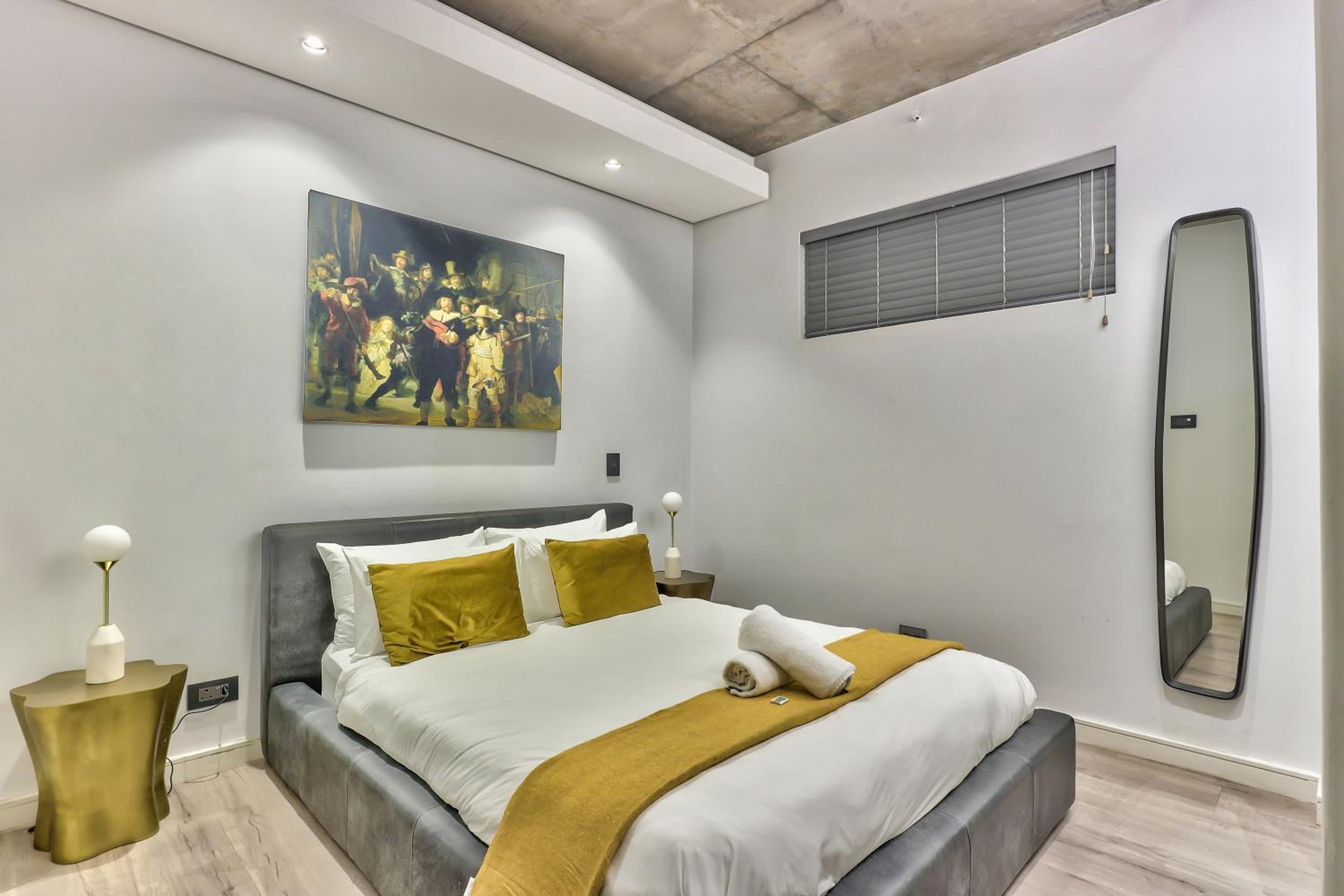 De Waterkant stylish unit no loadshedding view 4