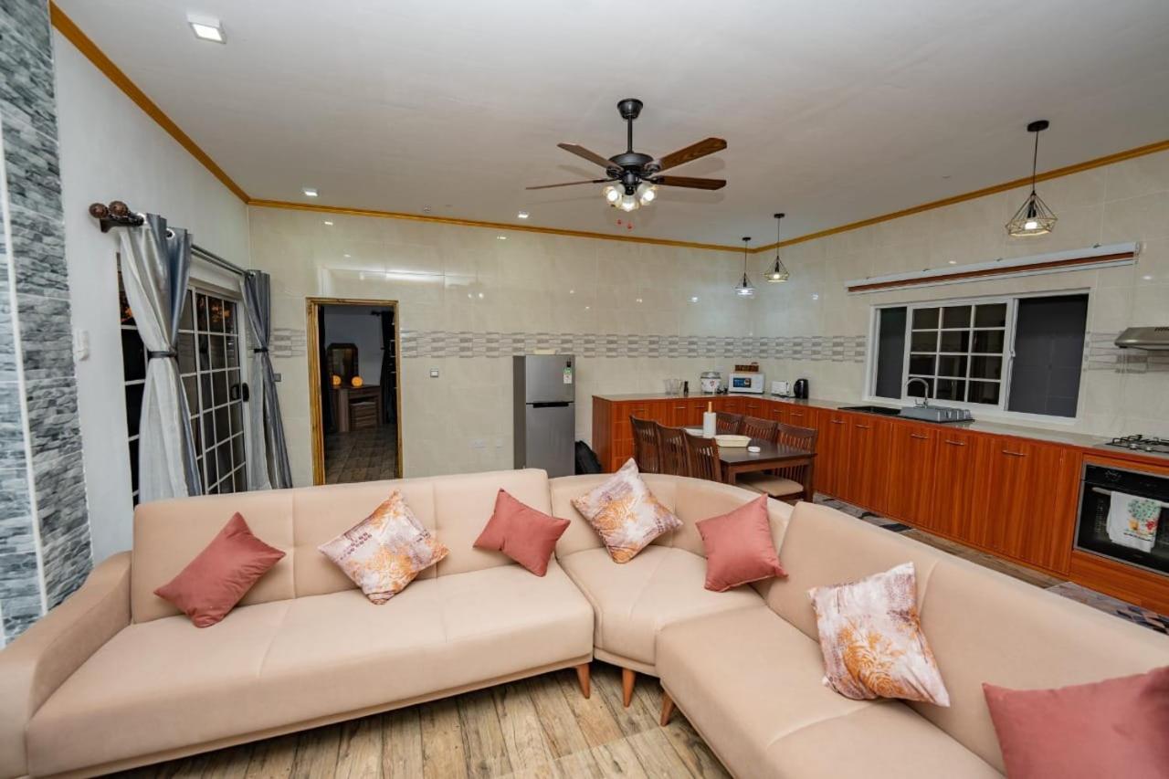 Paradise Breeze Apartment photo 5