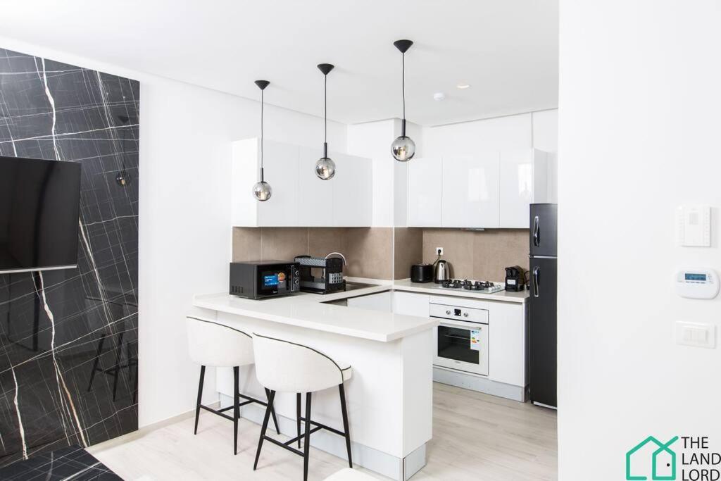 E24 Grand Luxe tout équipé et central view 5