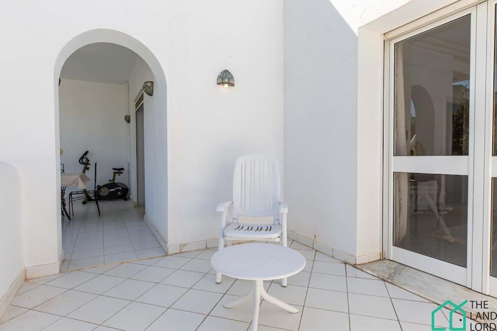 Safran II Apt de charme avec Terrasse à la Marsa