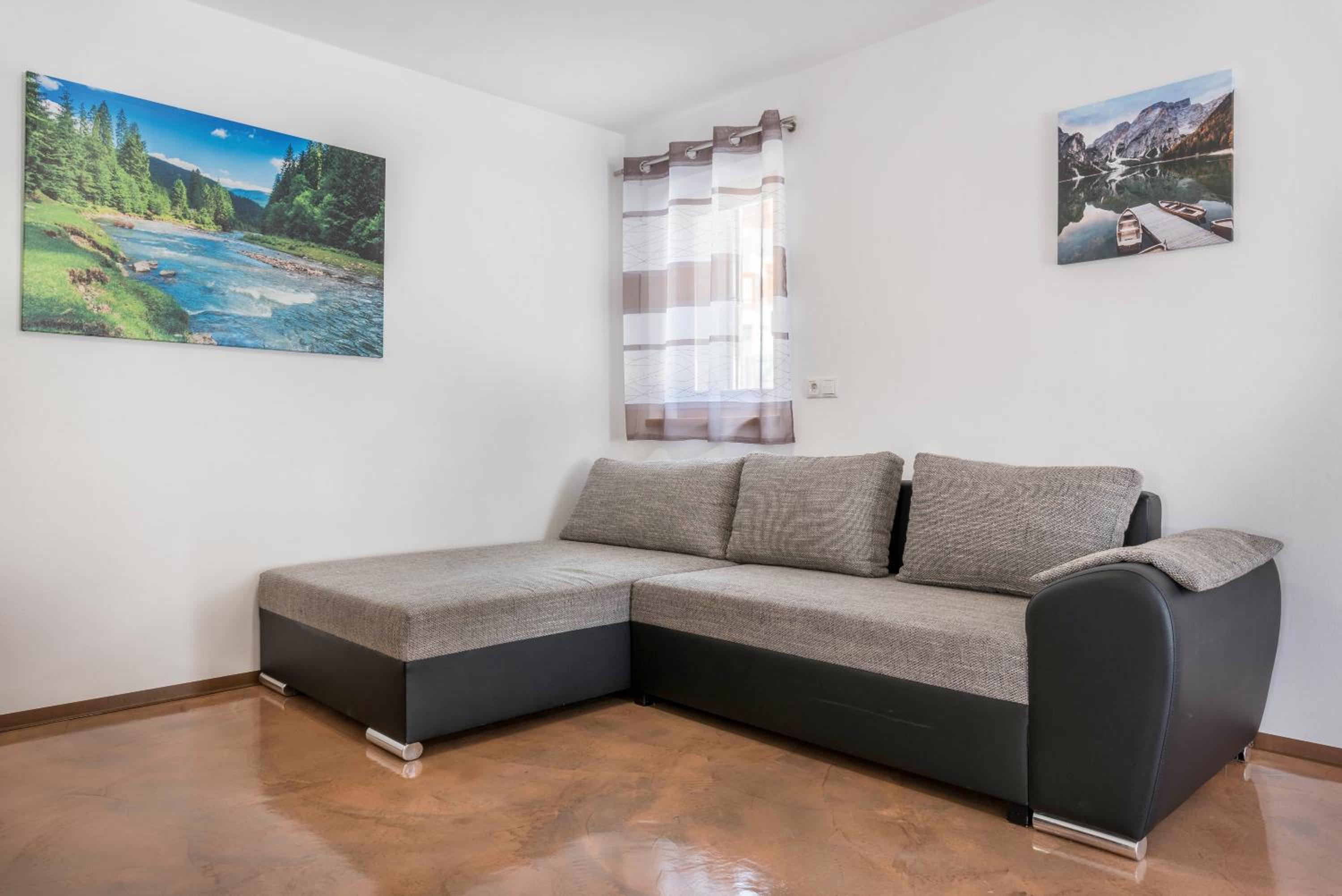 Trojer Apartment 2 view 4