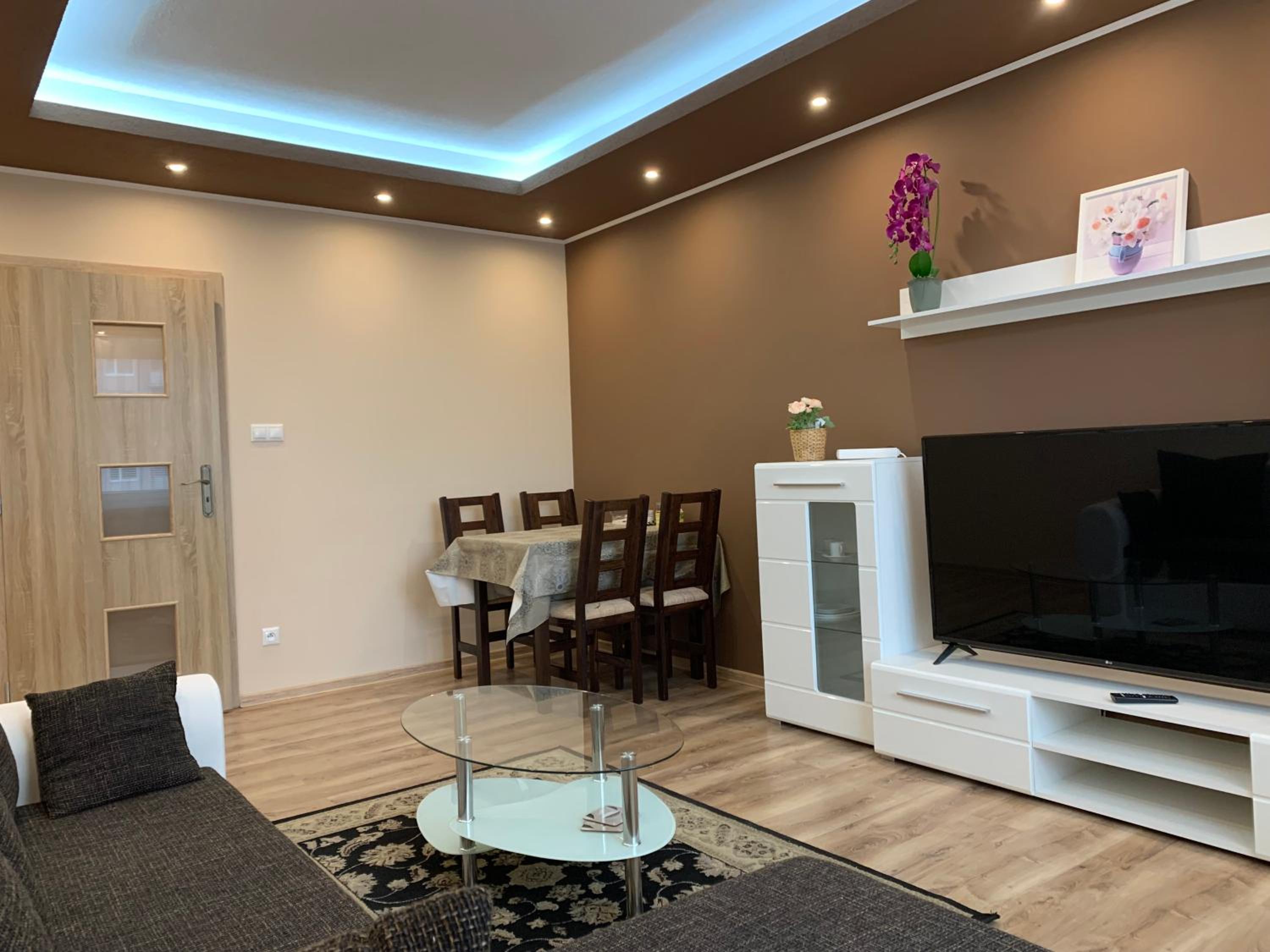 Apartment TT11 view 2