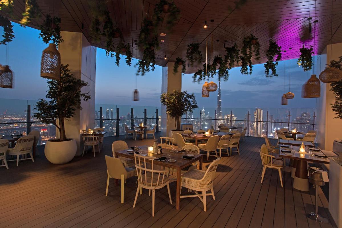 SLS Dubai Hotel & Residences 3