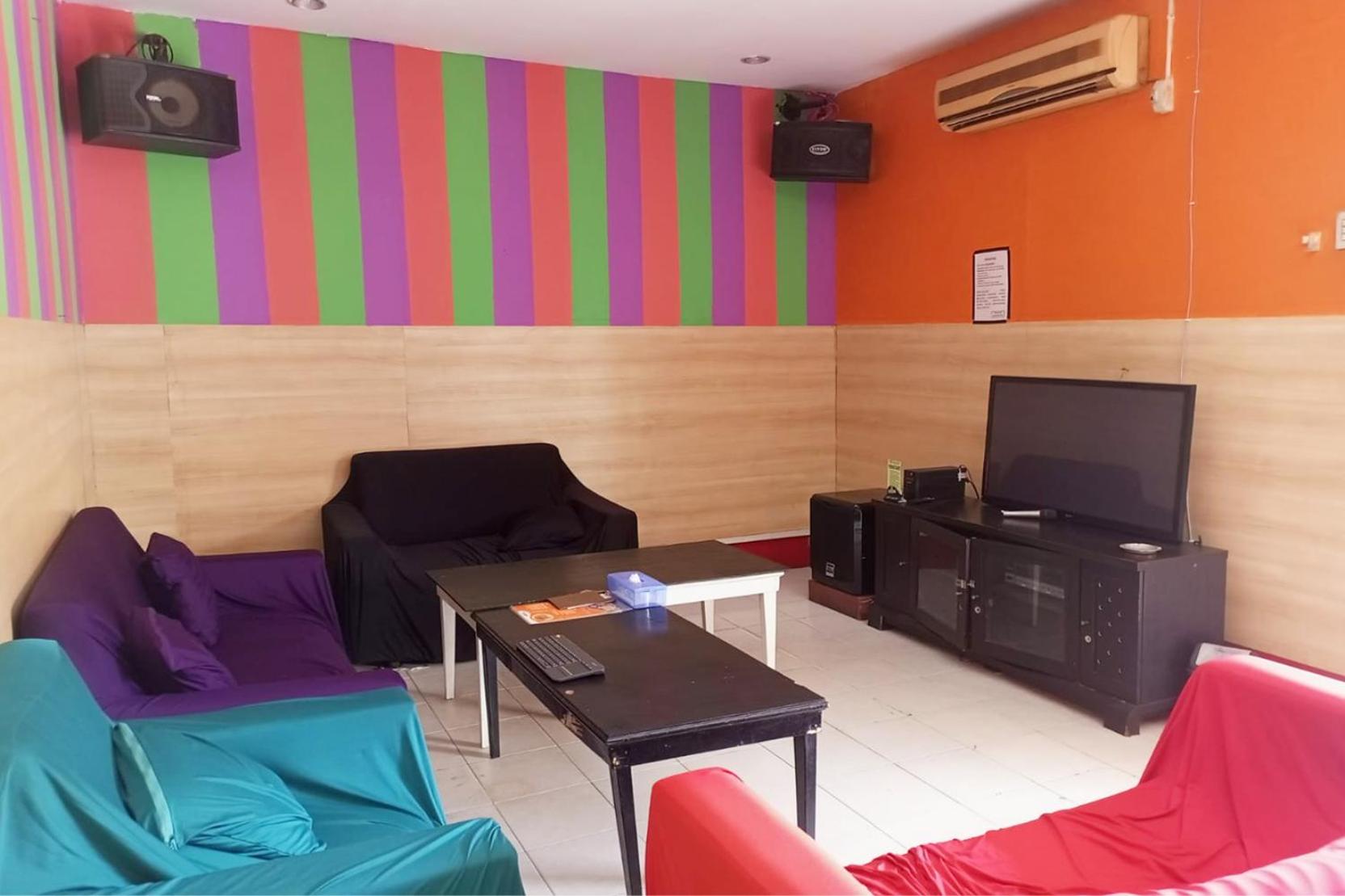 lounge
