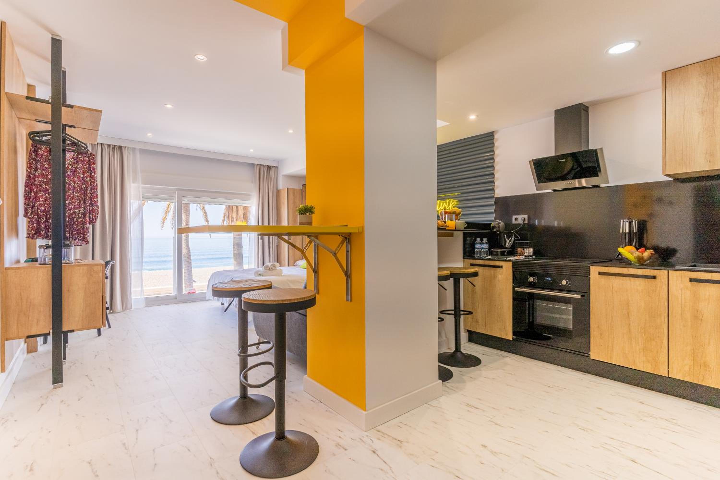 Apartaments Paseo Marítimo by Expoholidays