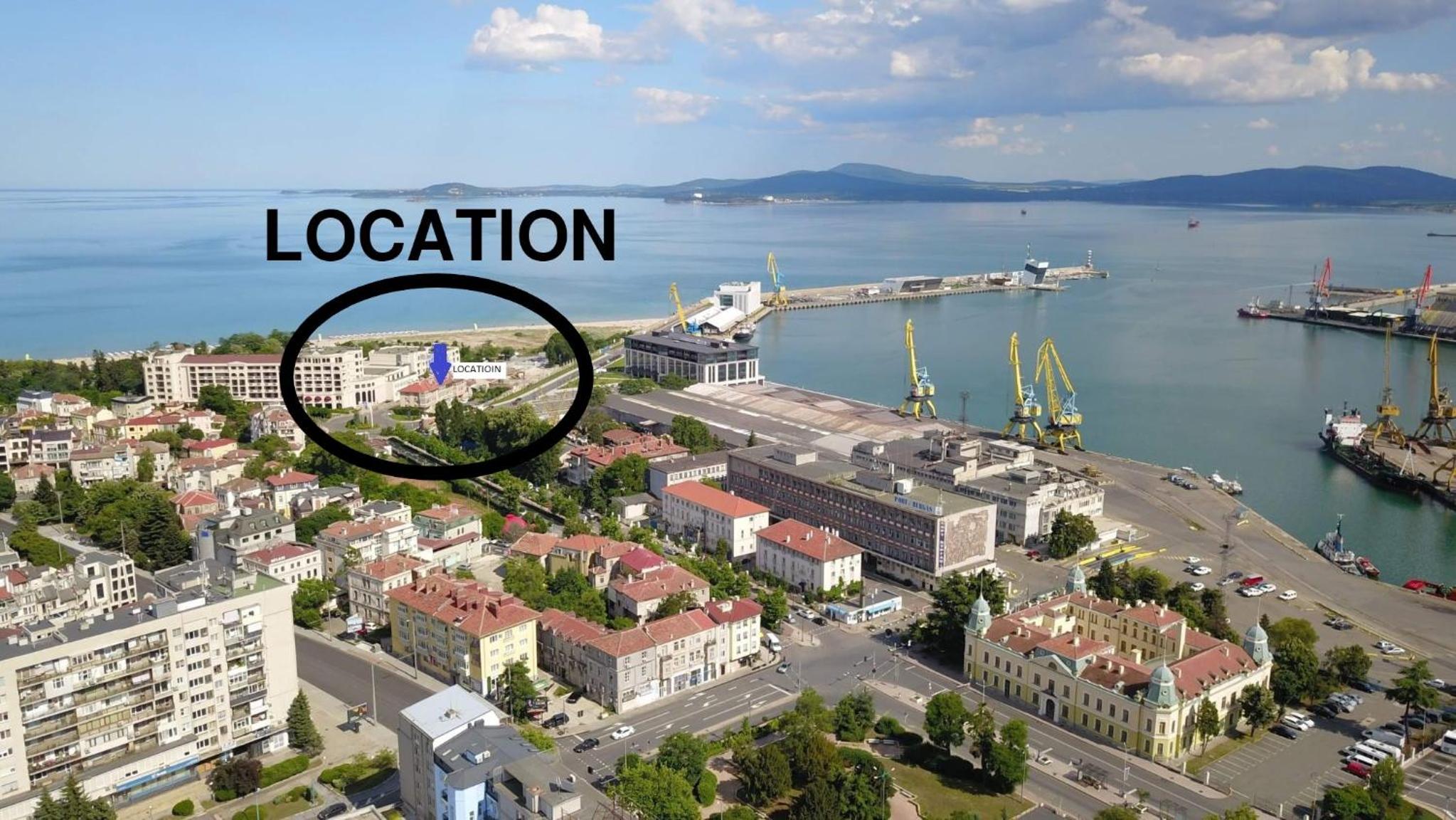 UNIQUE LOCATION APARTMENT WITH PARKING