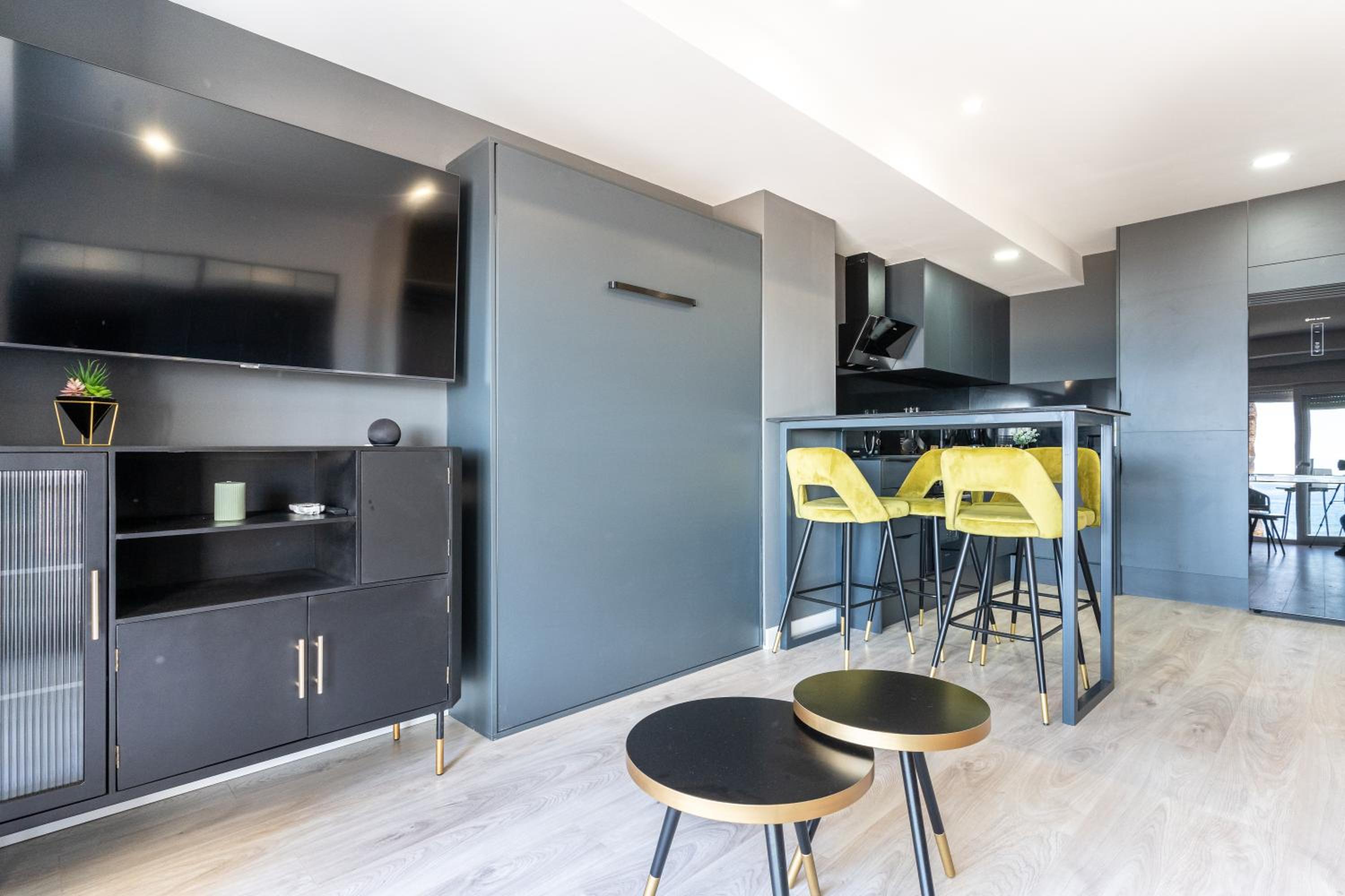 Apartaments Paseo Marítimo by Expoholidays