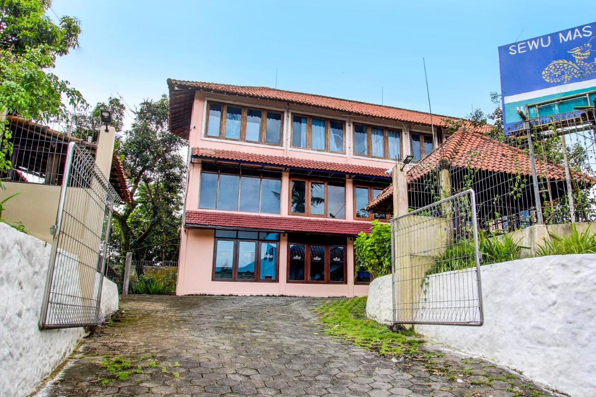 hotel building