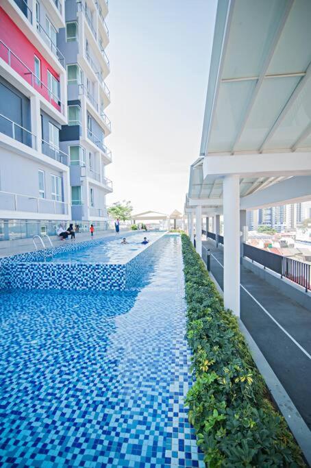PoP Kitty Octagon Premium Ipoh Town Center 2BR by Grab A Stay photo 8