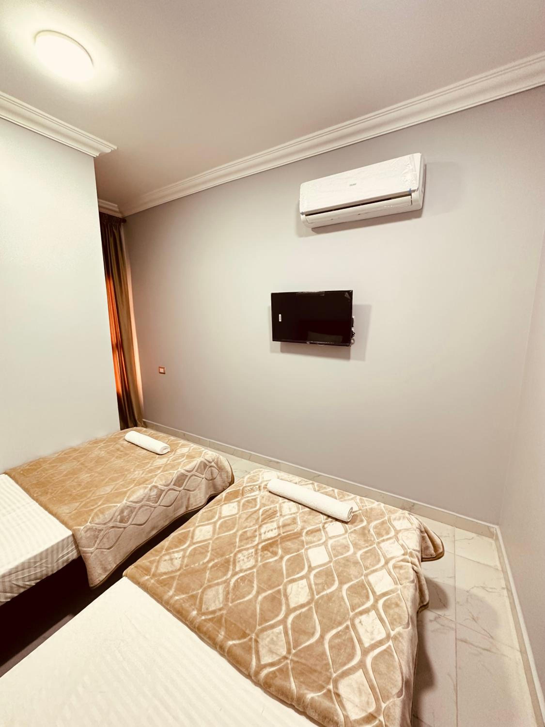 KAMAL HOTEL APARTMENTS