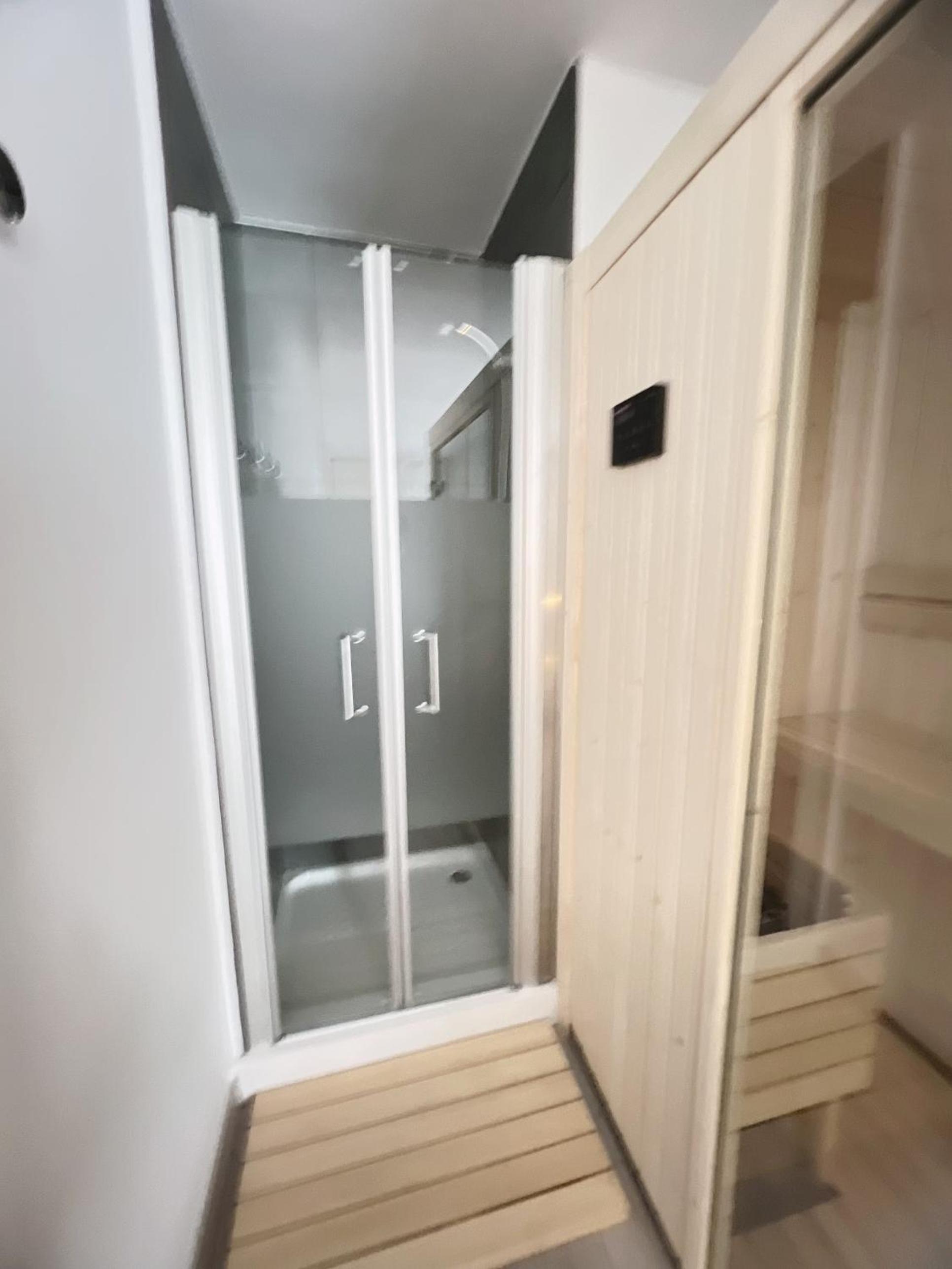 LUXURY SAUNA by CONFORTSKY