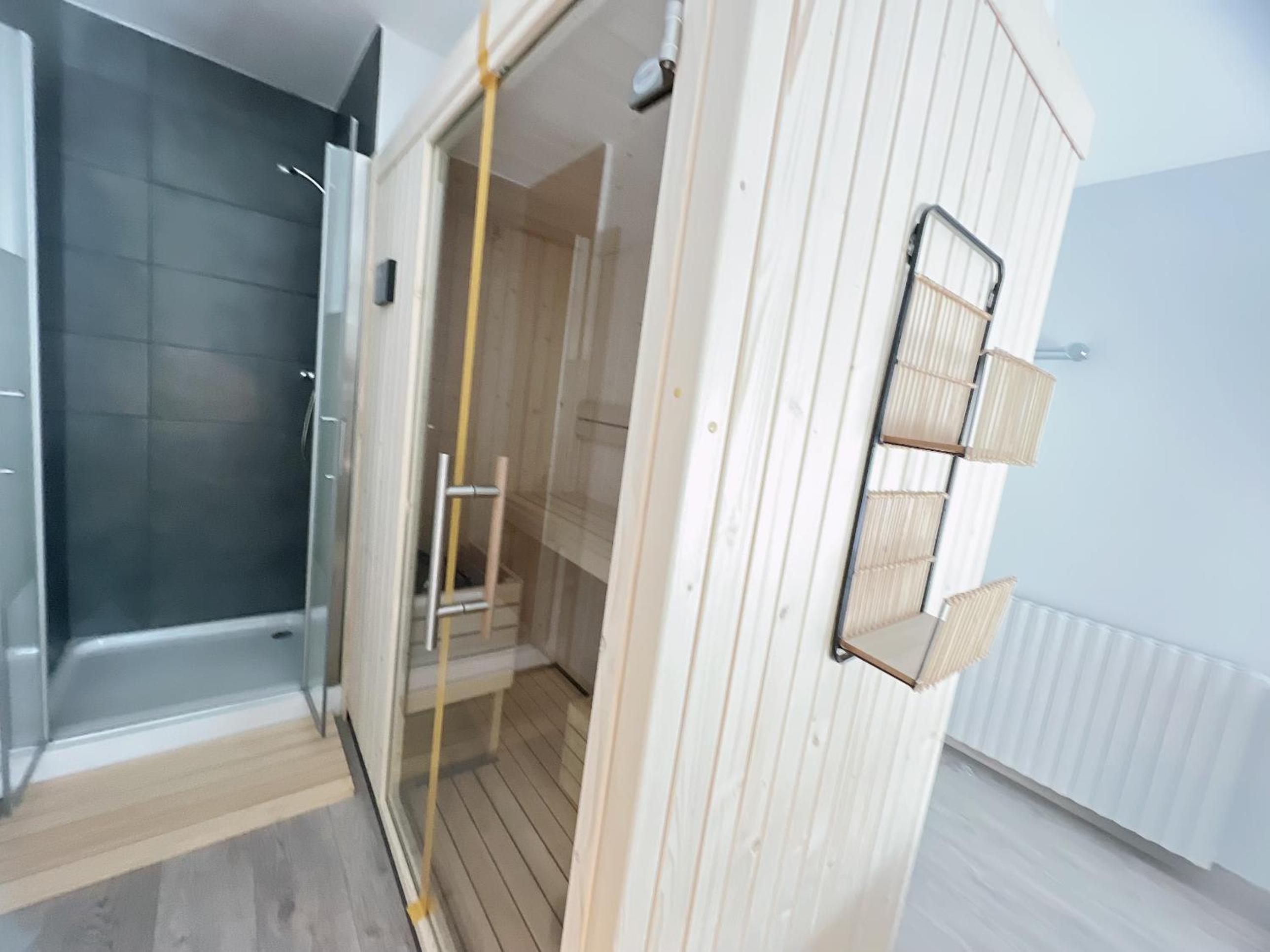 LUXURY SAUNA by CONFORTSKY
