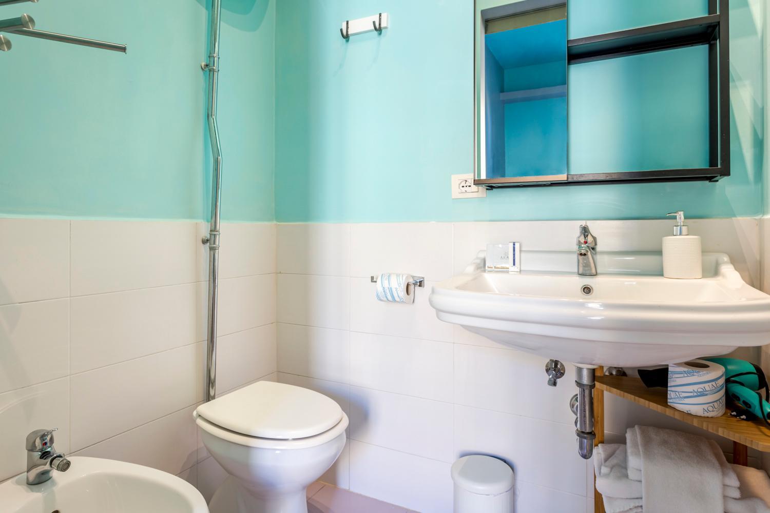 AmoRoma Suite