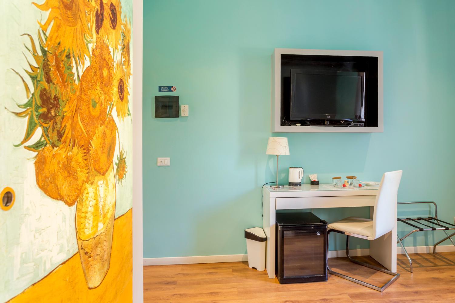 AmoRoma Suite