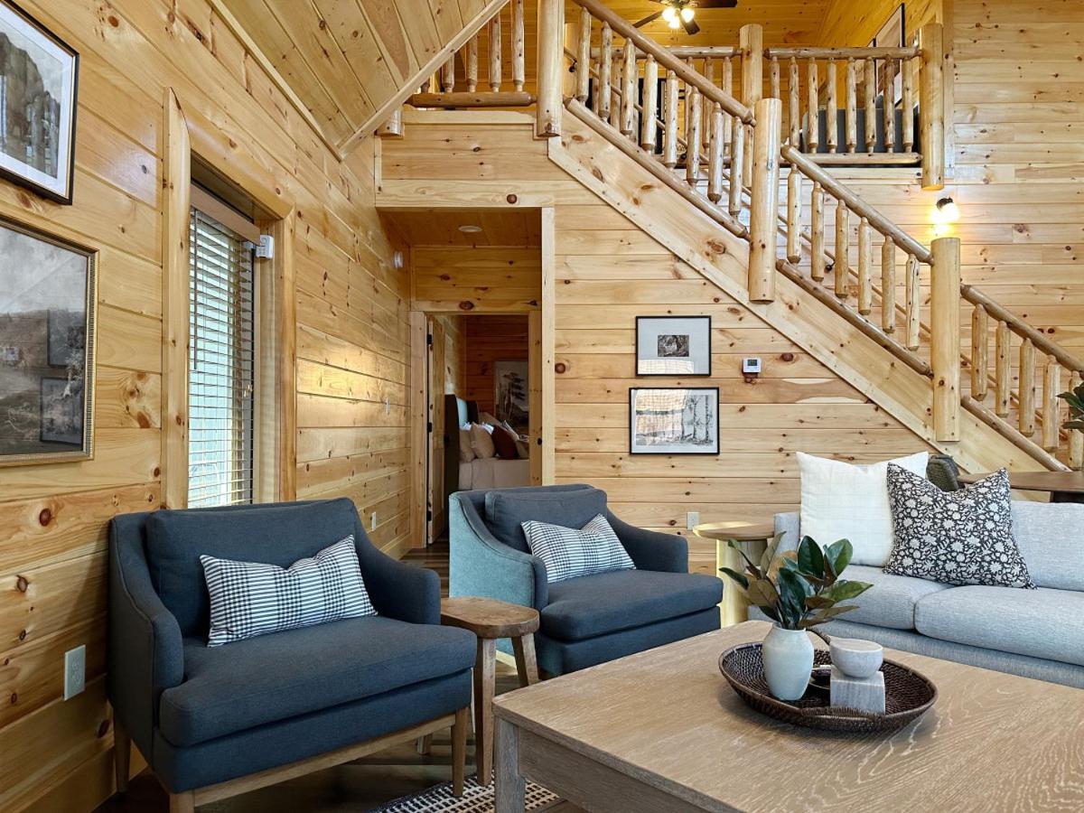 Honeycomb Hollow View Hot Tub Pool Game Room