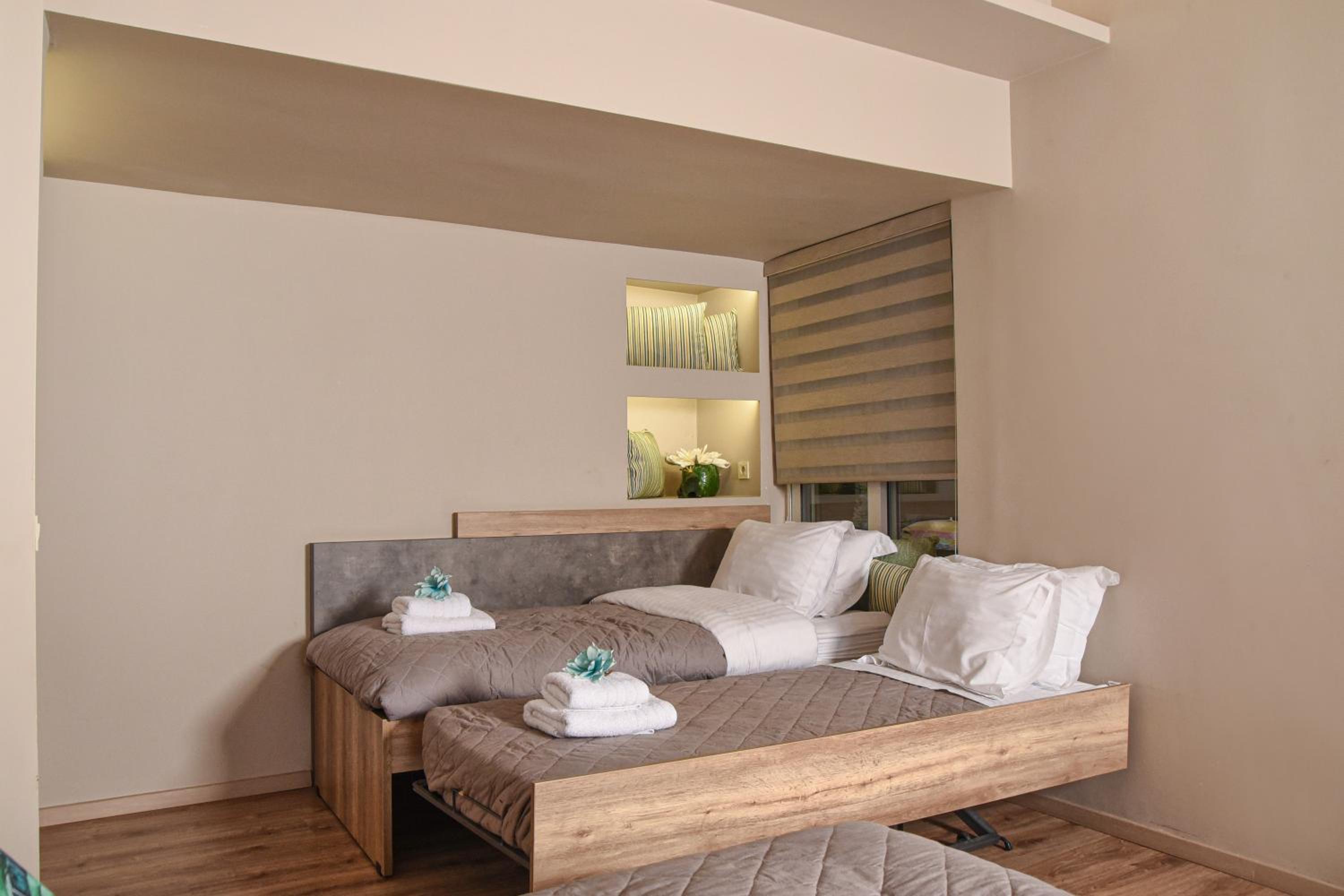 Wisdom Residence Luxury Apartments at Plaka