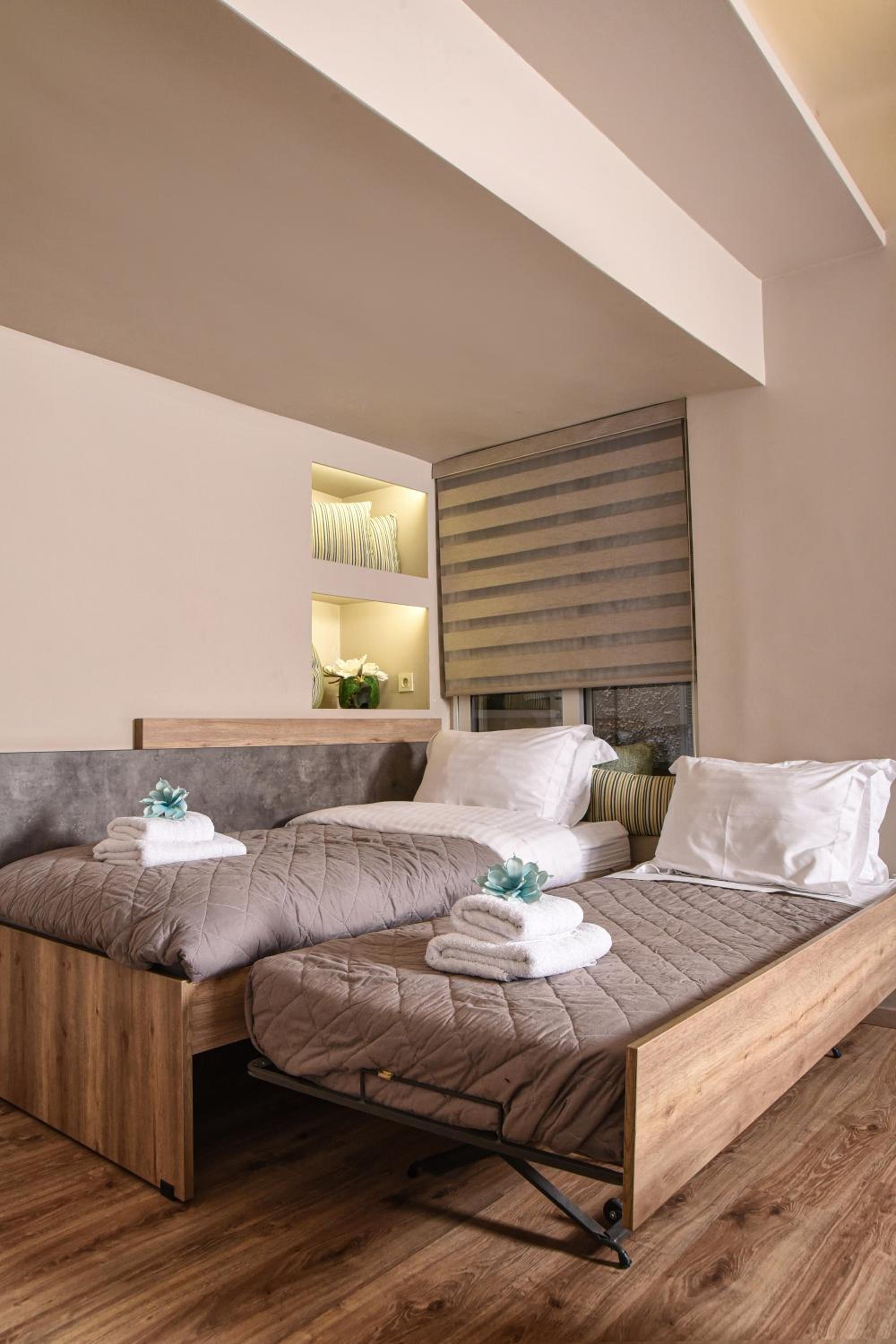 Wisdom Residence Luxury Apartments at Plaka
