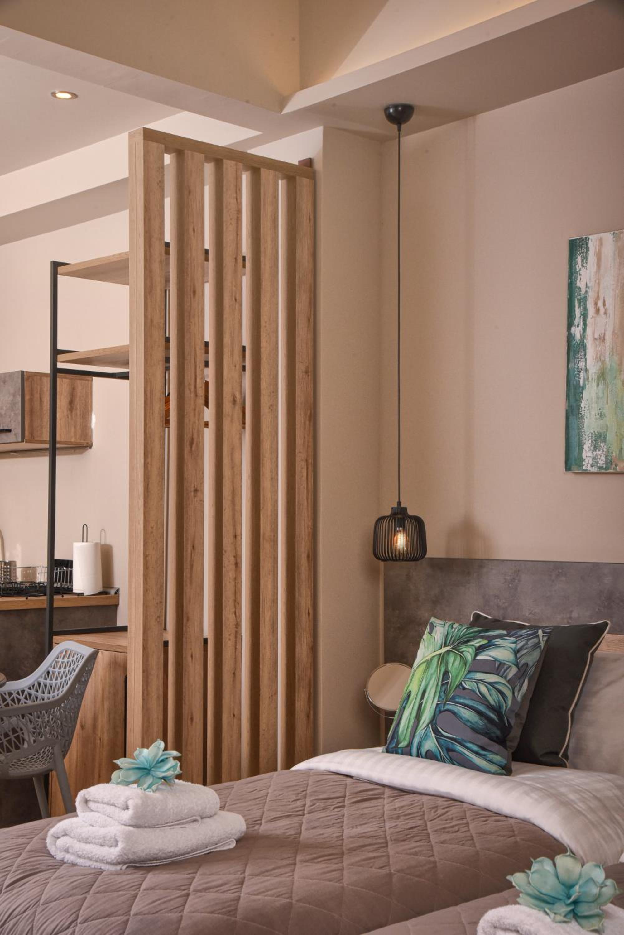 Wisdom Residence Luxury Apartments at Plaka