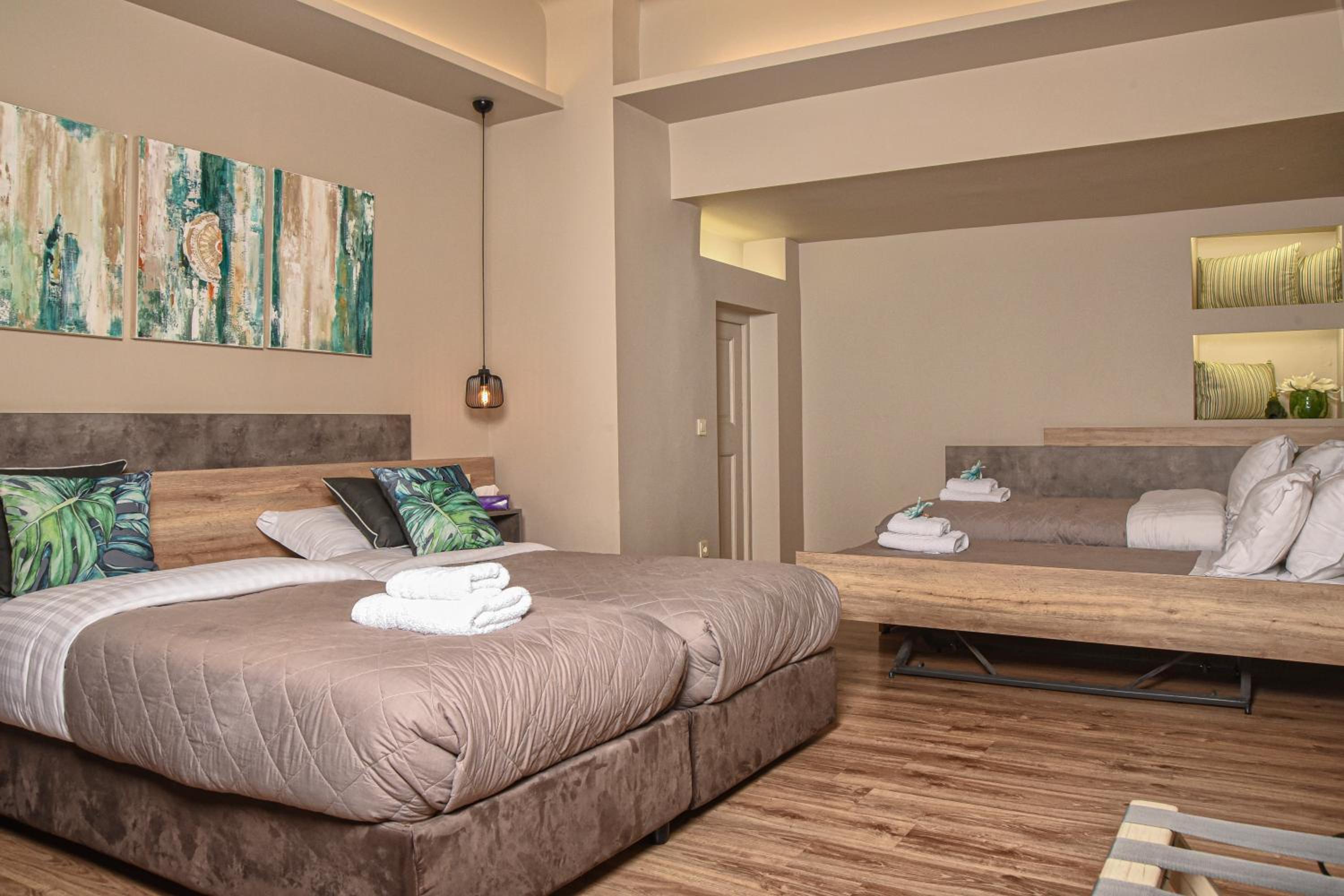 Wisdom Residence Luxury Apartments at Plaka