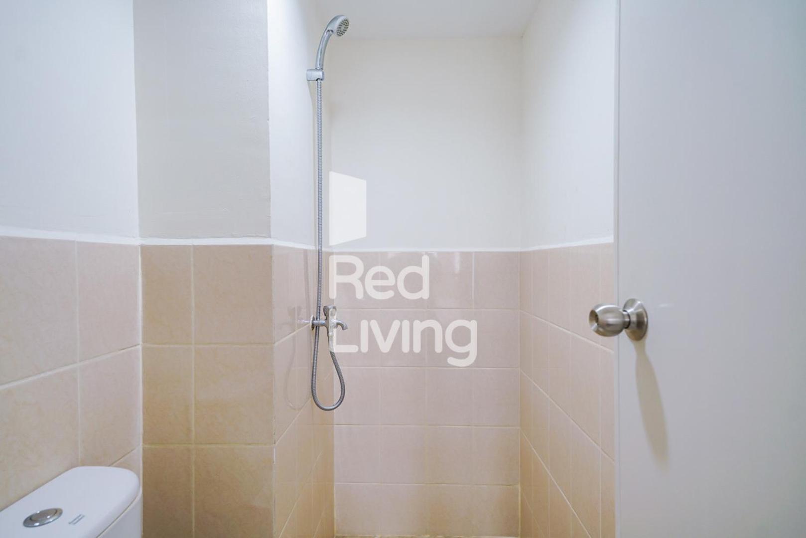 RedLiving Podomoro Golf View Apartemen - Skyland Tower Balsa view 2