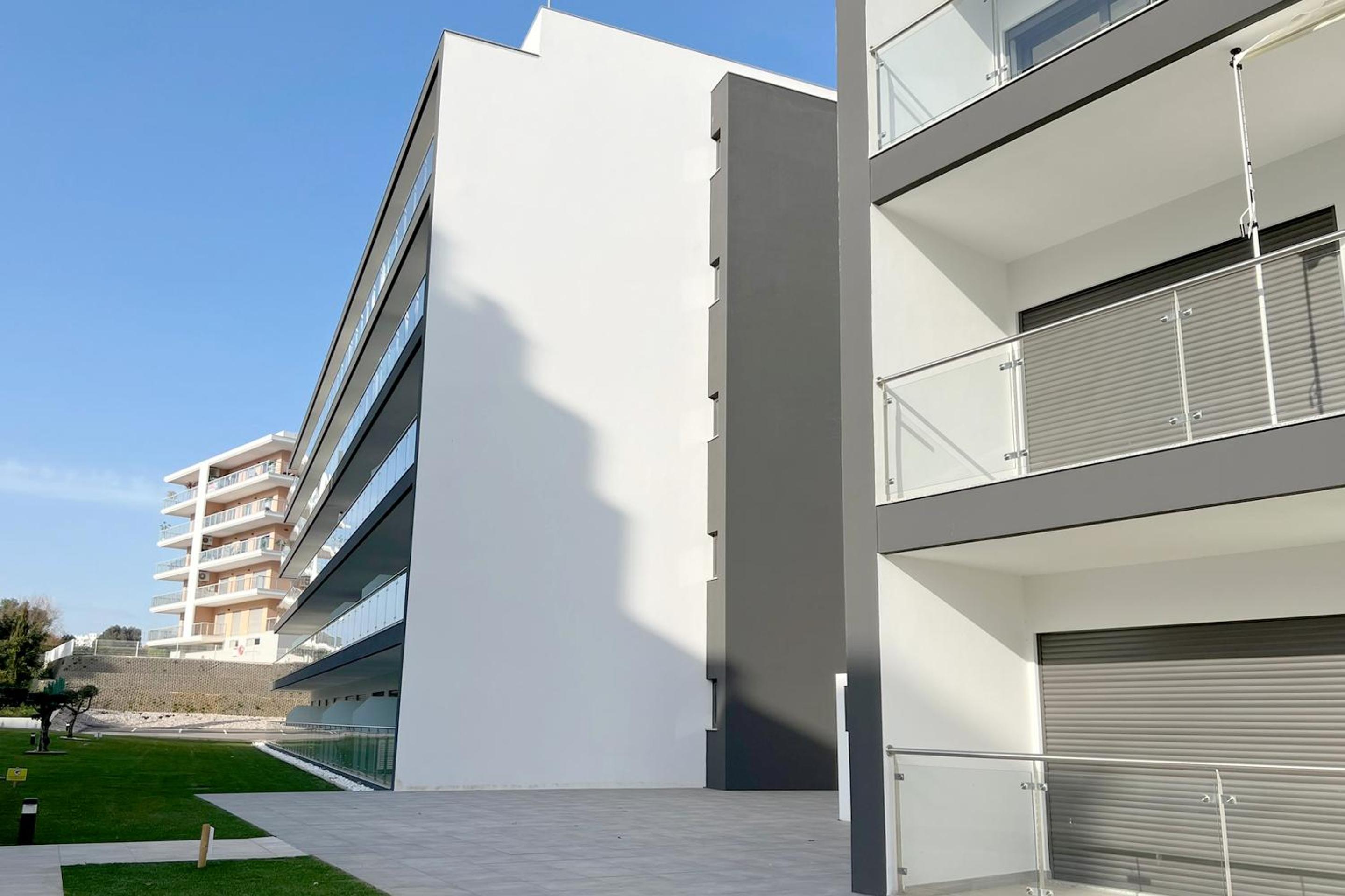 T1 Monte Residence by amcf view 3