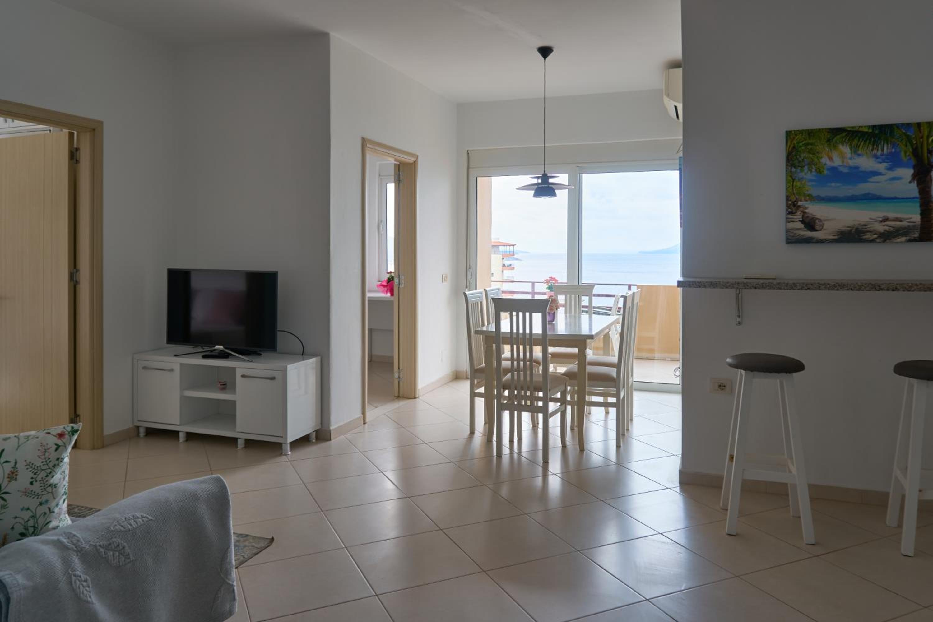 Del Mar Sea View Apartment
