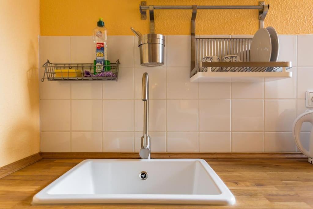 Zentrale Altbauwohnung im Helmholtzkiez