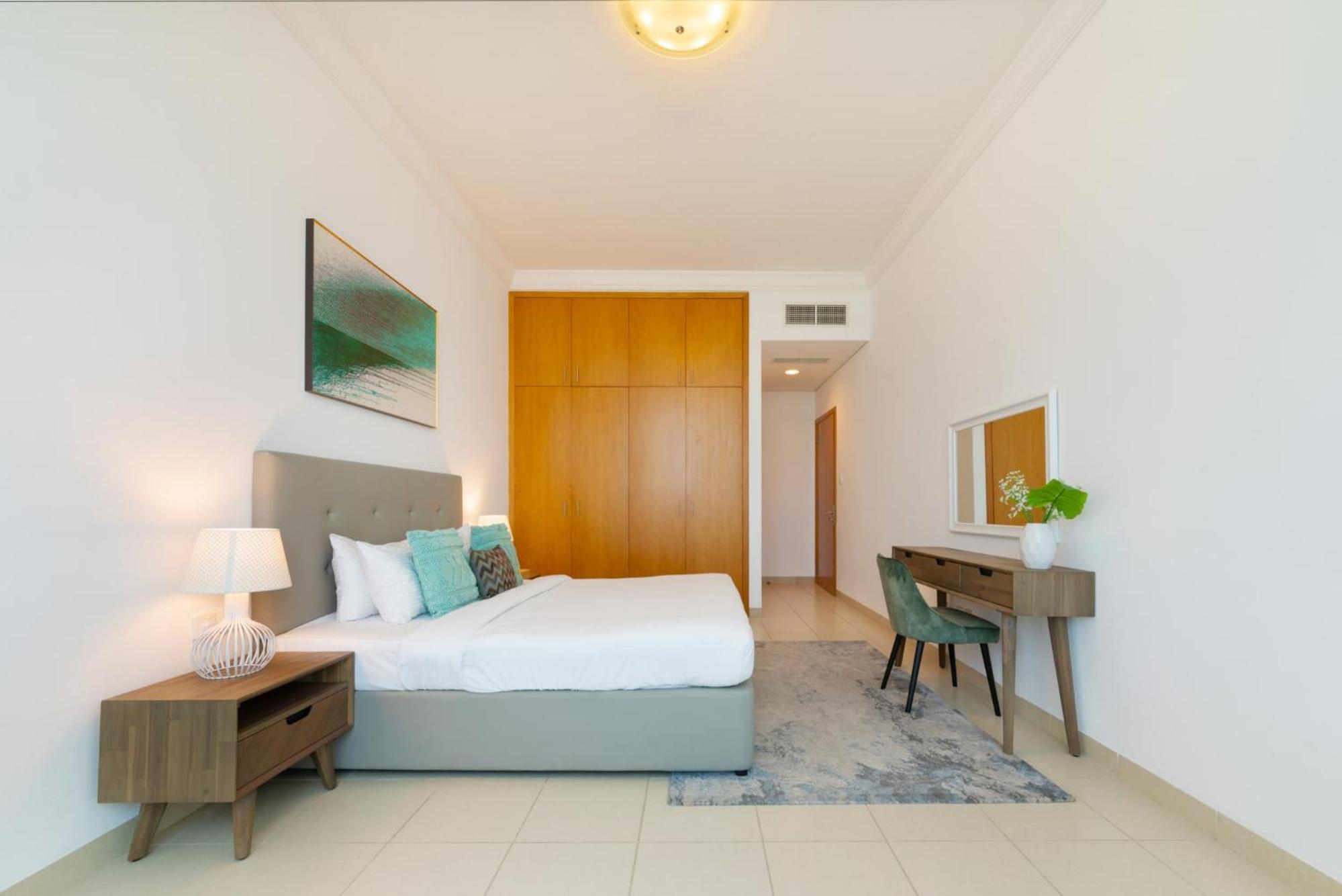 Exquisite Dubai's Urban Living in the City Centre