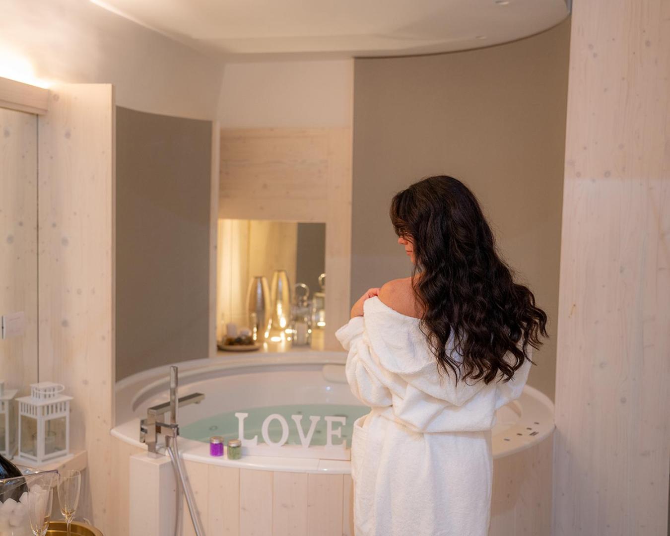 Suite Albatros - Luxury Room view 4