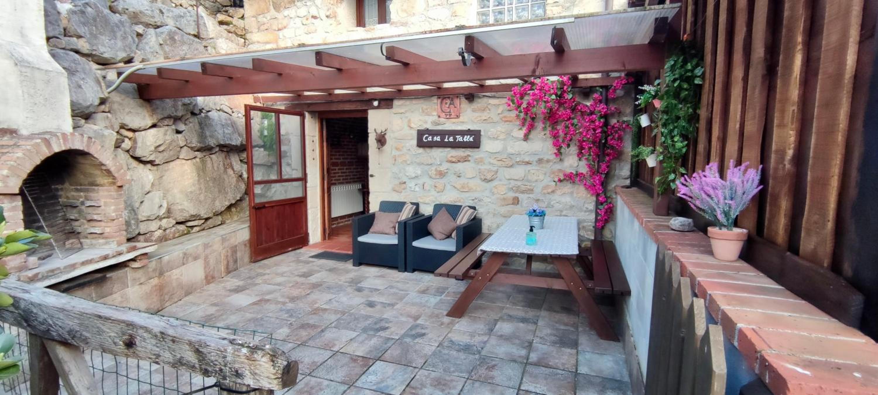 Apartamentos Rurales La Tablá