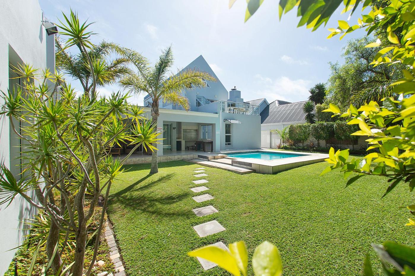 Millard Crescent Guest House