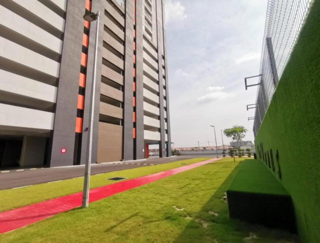 MoonLoft Homestay The Venus Sitiawan photo 6