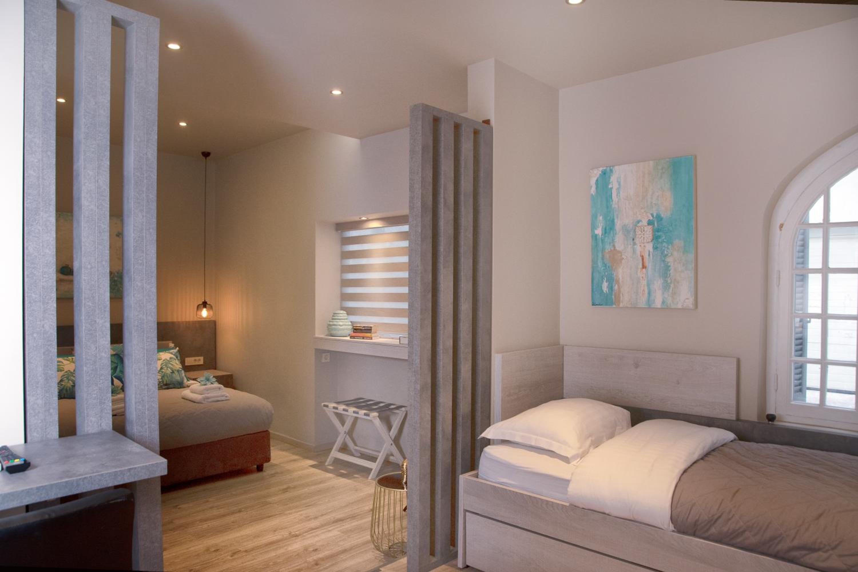 Wisdom Residence Luxury Apartments at Plaka
