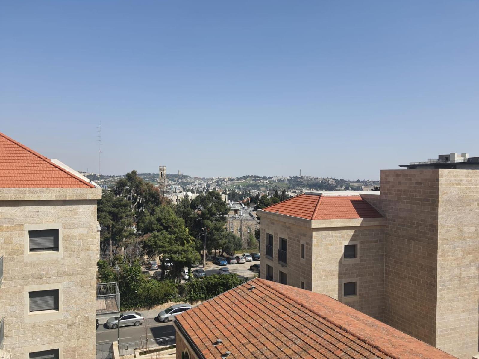 Photo 29