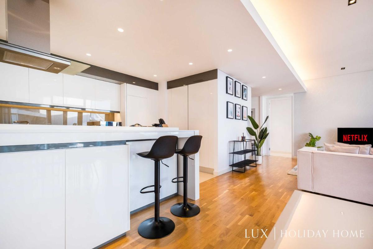 LUX - The Bluewater Island Suite