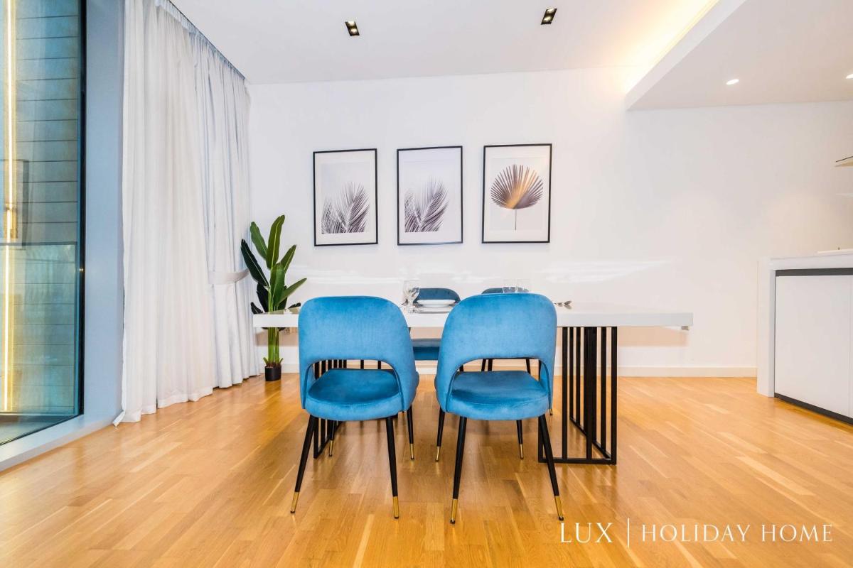 LUX - The Bluewater Island Suite