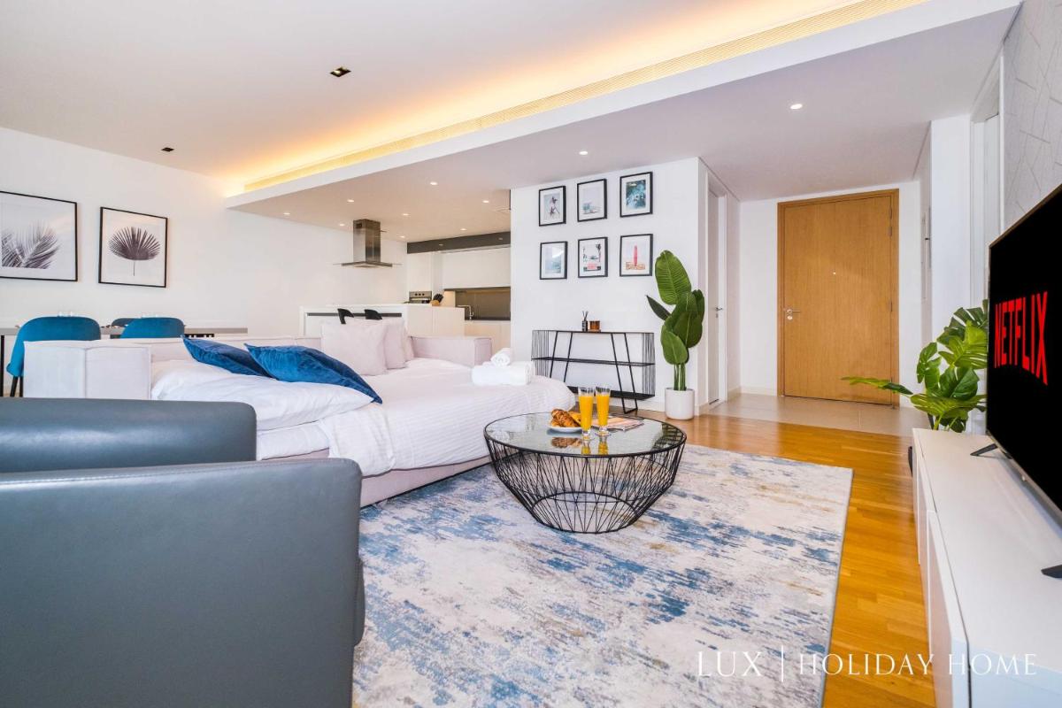 LUX - The Bluewater Island Suite