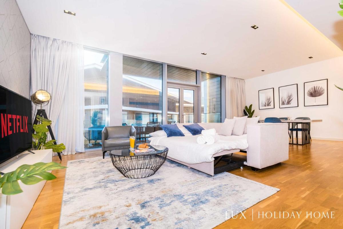 LUX - The Bluewater Island Suite