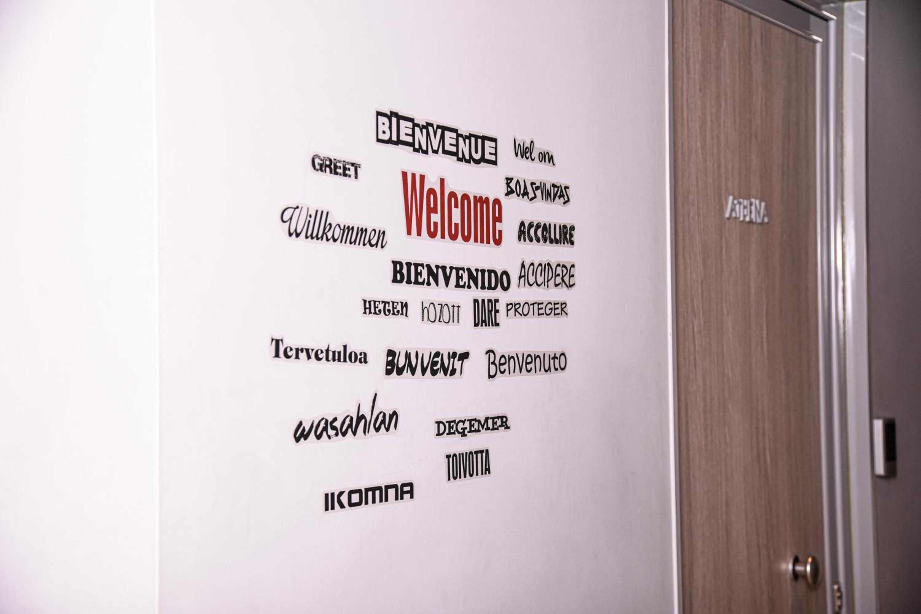 Wisdom Residence Luxury Apartments at Plaka
