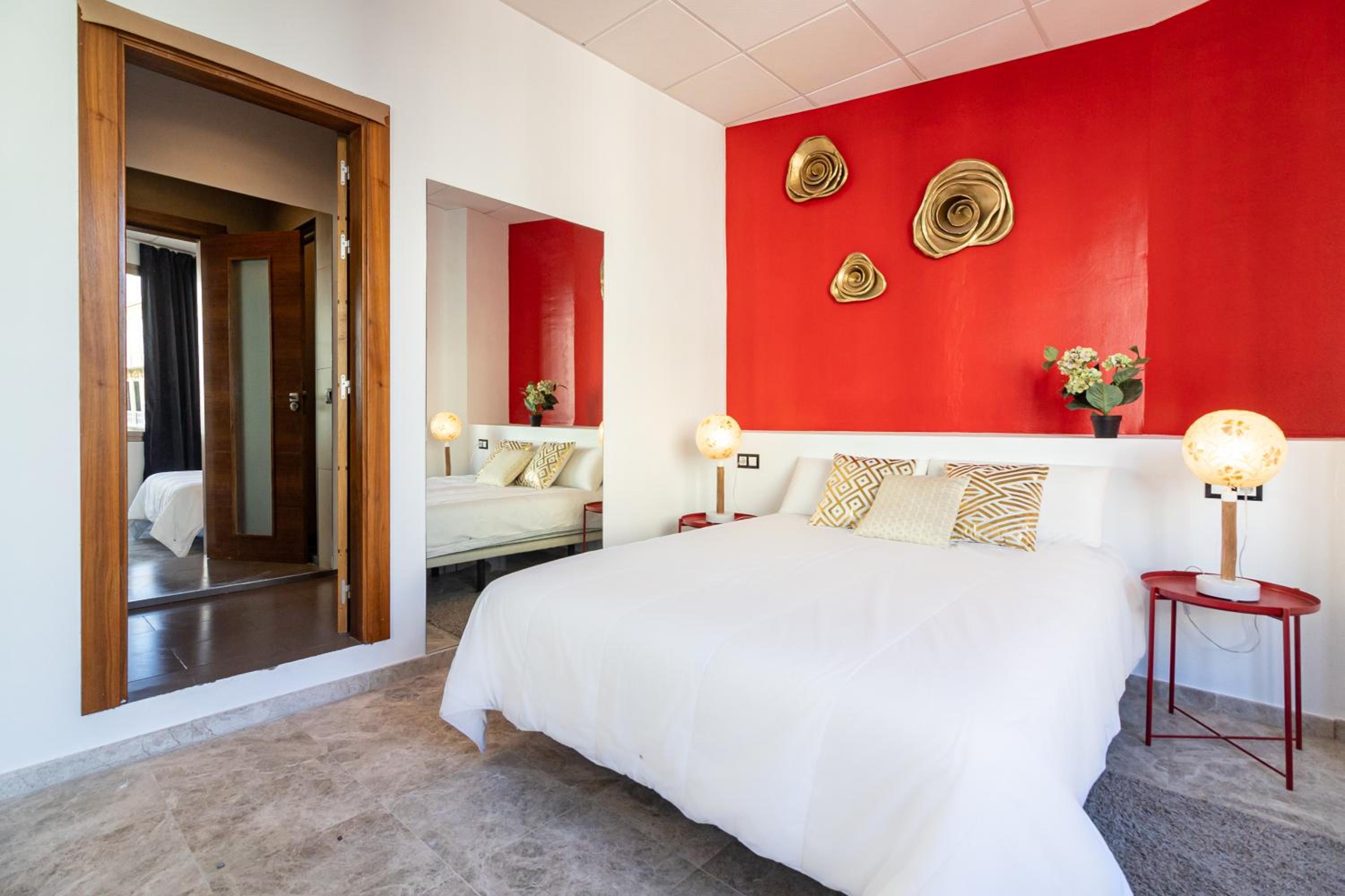 Sáenz Suites Gallery by Bossh! Apartments