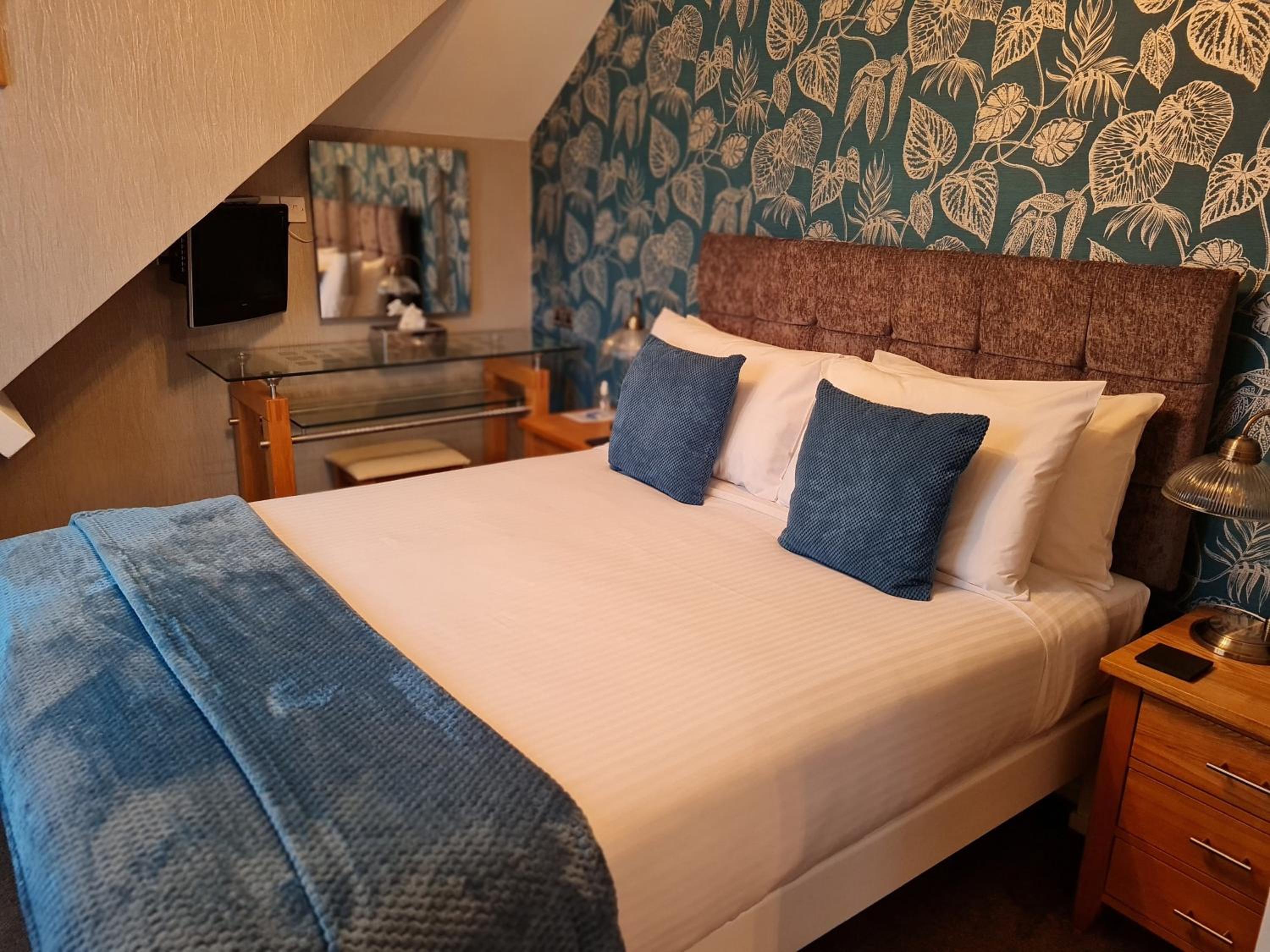 Brookside Guest House & Mini Spa view 4