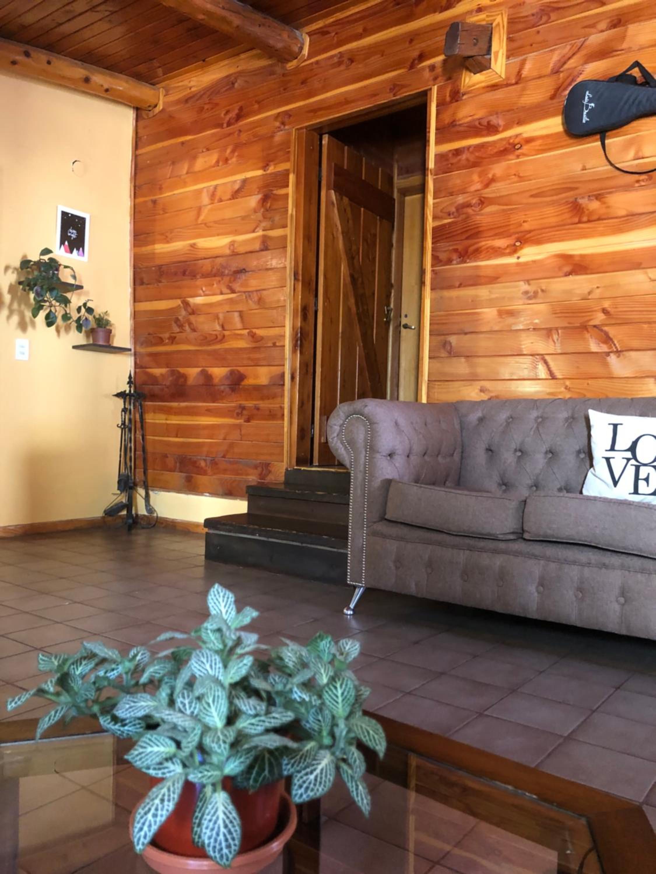 Cuatro Cerros Hostel