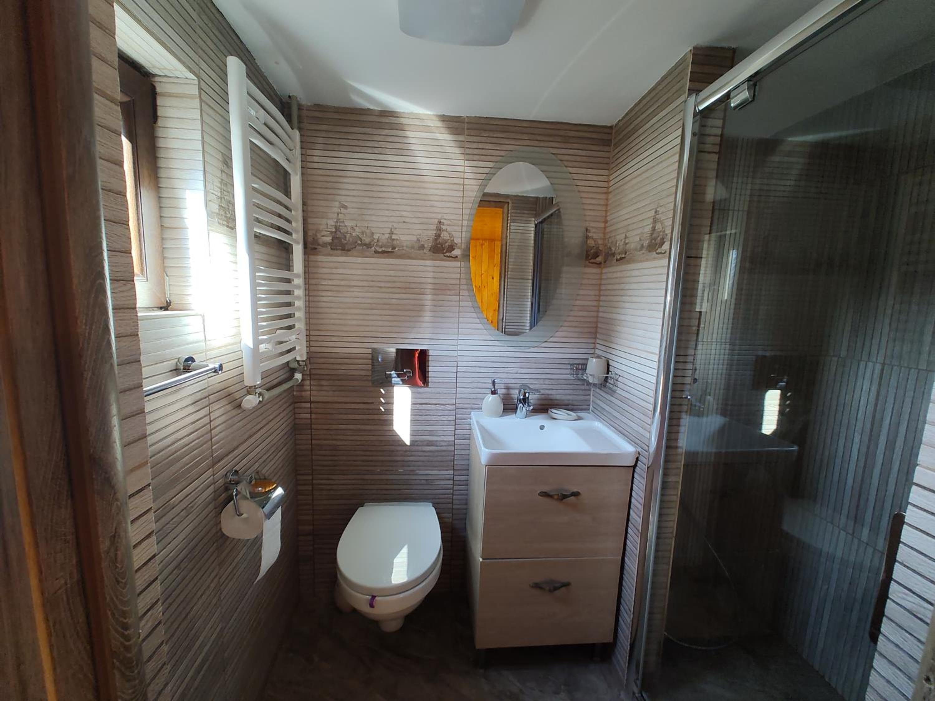 Photo 46