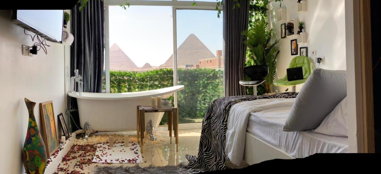 Jacuzzi pyramids view