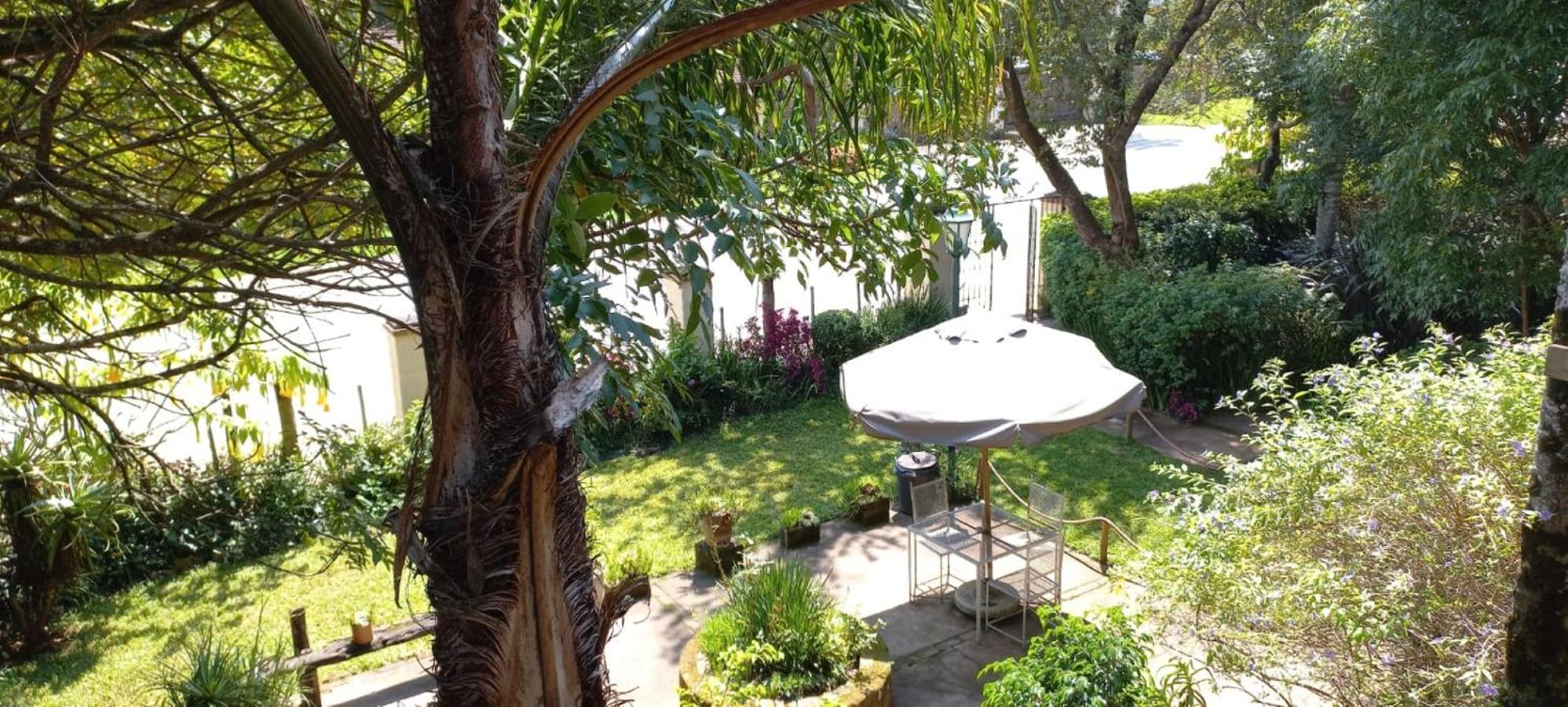 Autumn Breeze Manor Guest House