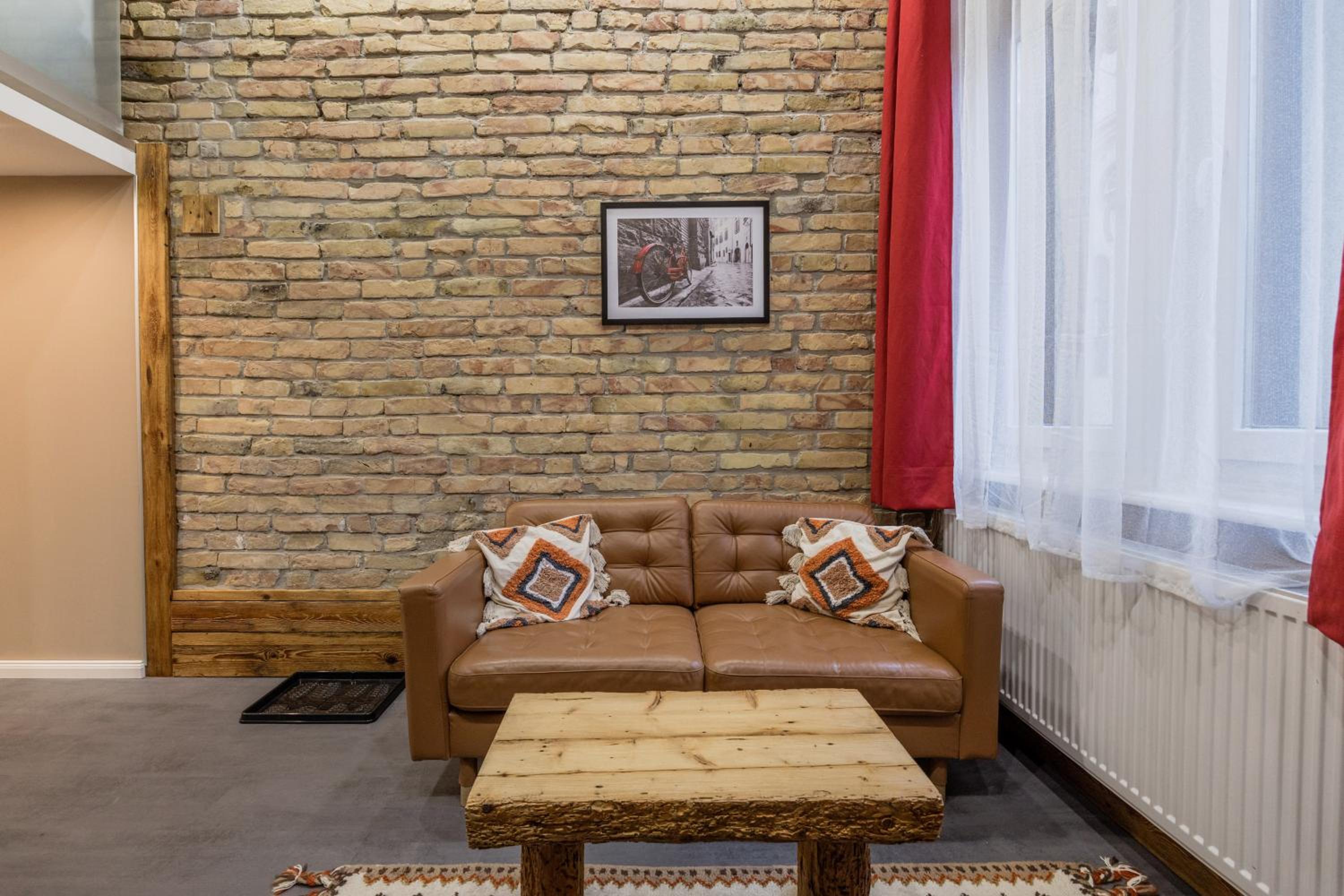 Luther Modern apartment for 3 people, FREE AC!