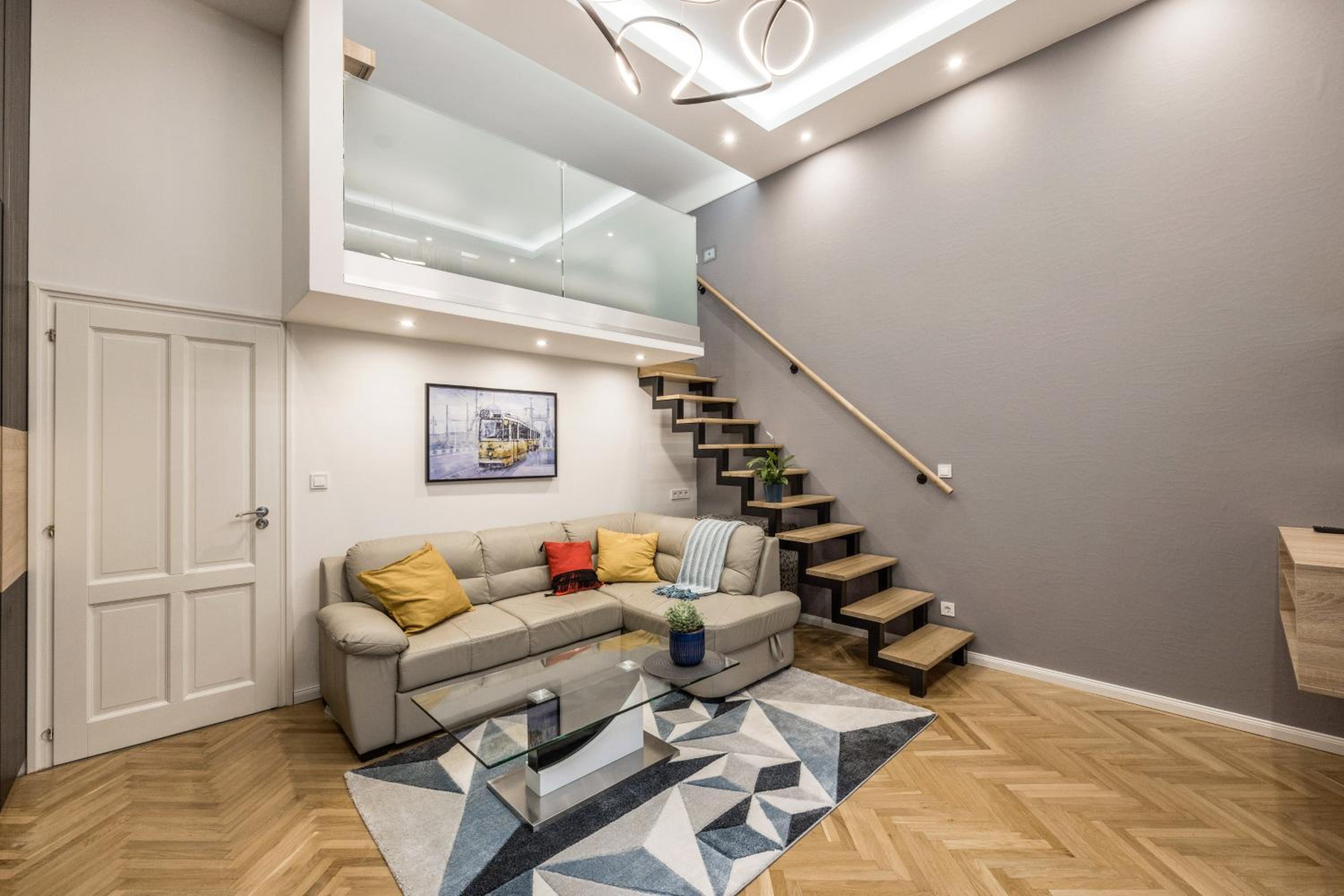Luther Modern apartment for 3 people, FREE AC!