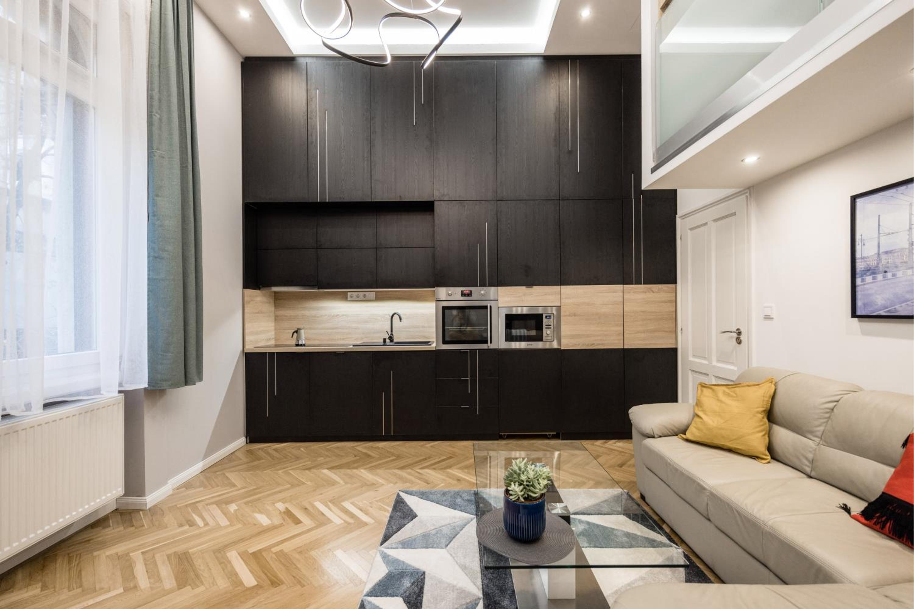 Luther Modern apartment for 3 people, FREE AC!