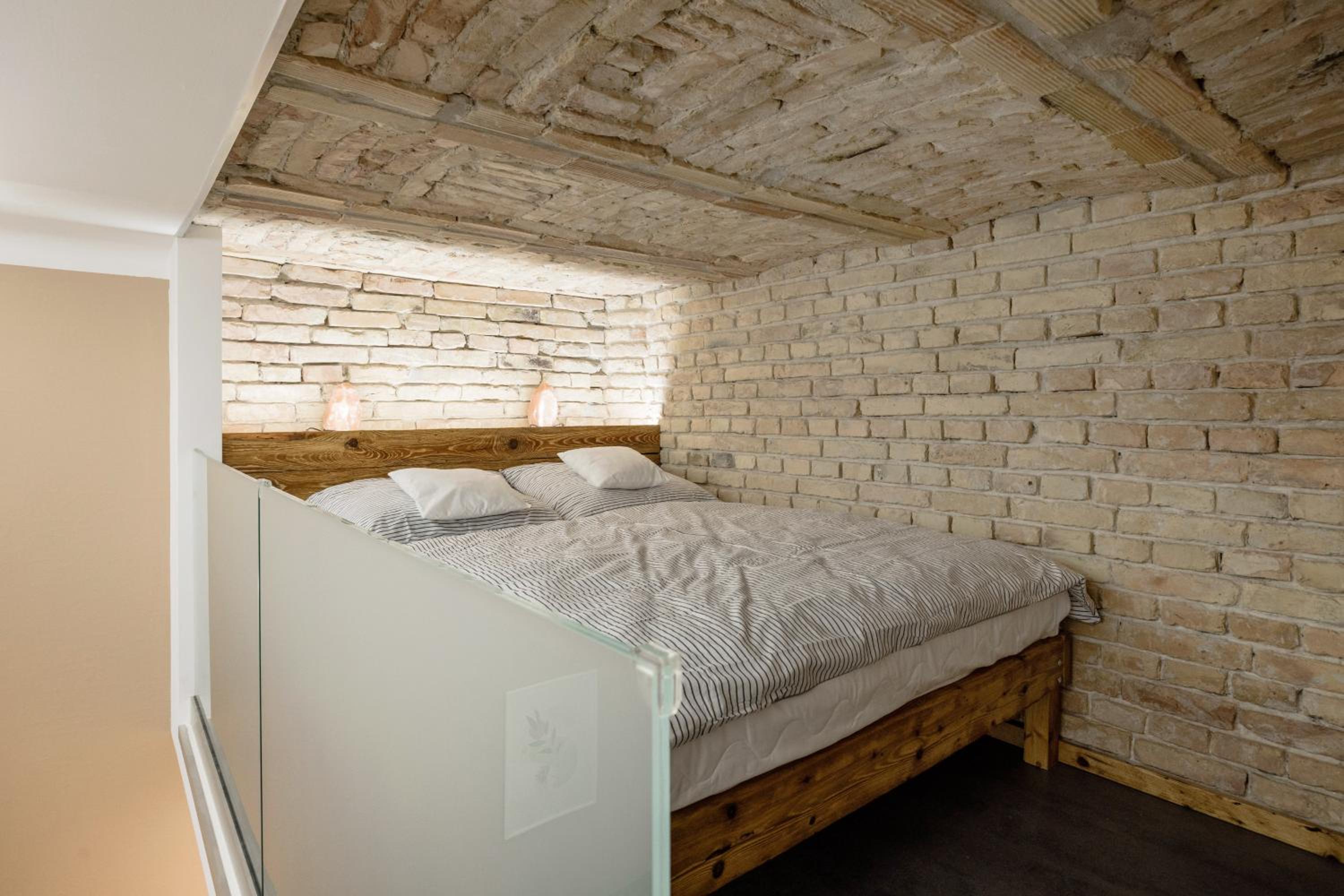 Luther Modern apartment for 3 people, FREE AC!