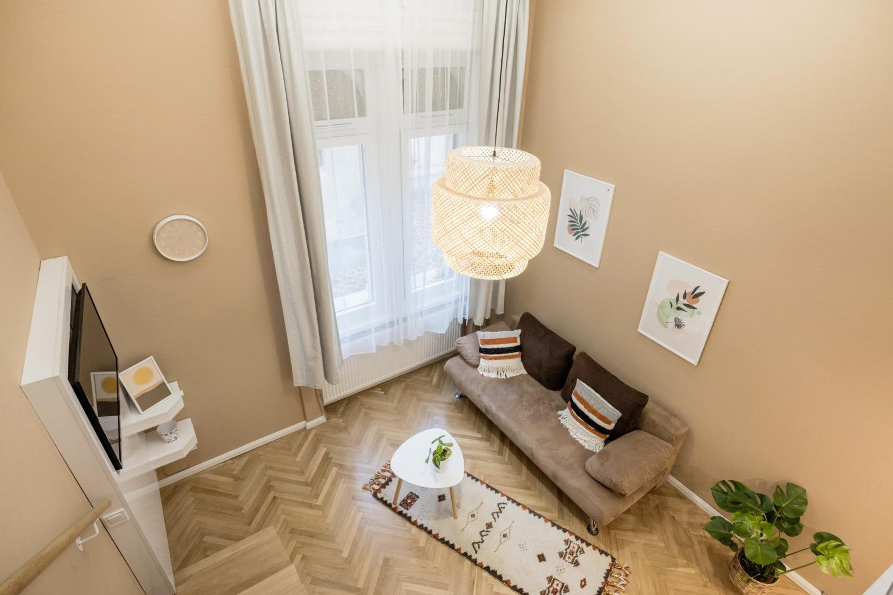 Luther Modern apartment for 3 people, FREE AC!